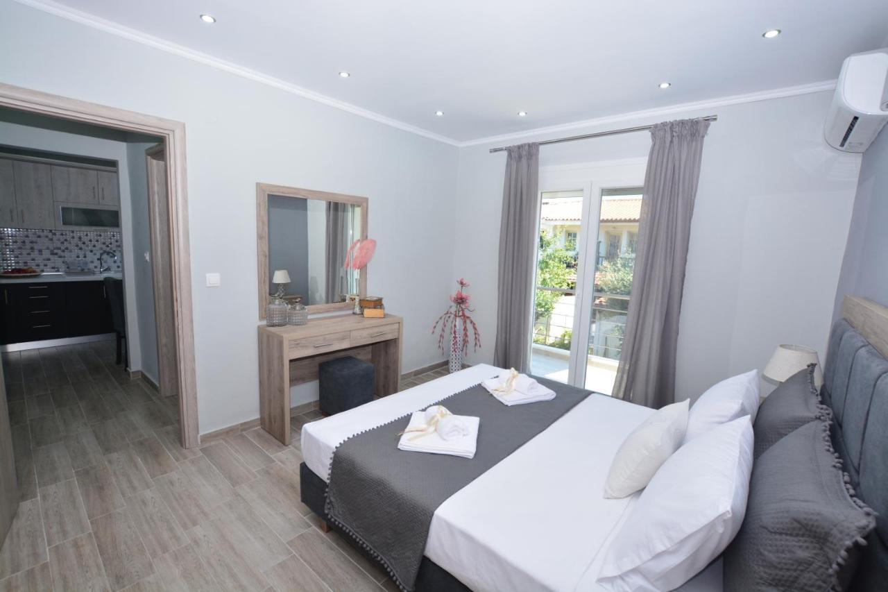 Blue North Luxury Apartment Limenas  Bagian luar foto